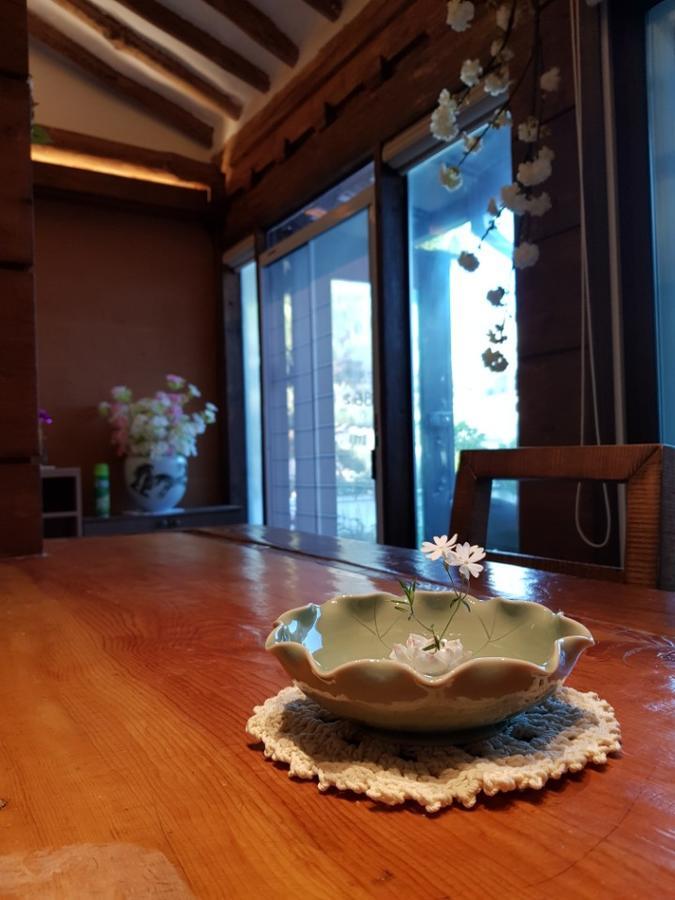 Eunhaengro 86.2 Hotel Csondzsu Kültér fotó