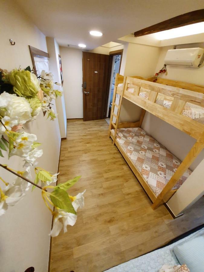 Eunhaengro 86.2 Hotel Csondzsu Kültér fotó